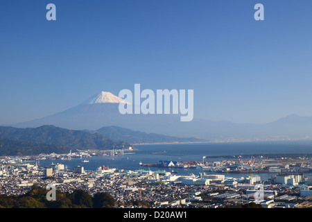 Mt. Fuji e Shimizu porta, Shizuoka, Giappone Foto Stock