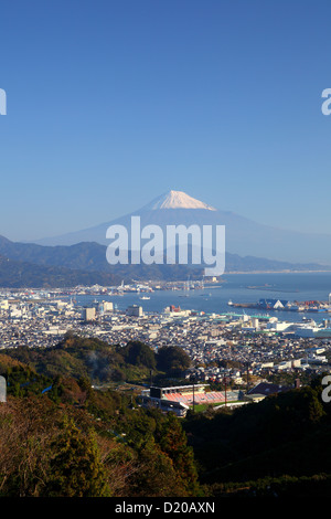 Mt. Fuji e Shimizu porta, Shizuoka, Giappone Foto Stock