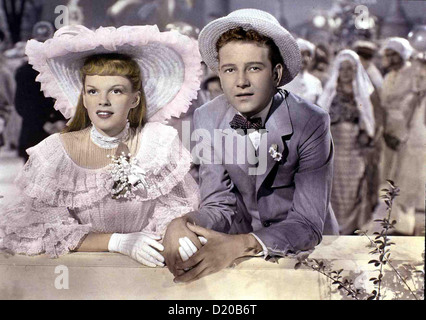 Heimweh Nach St Louis Meet Me In St Louis Judy Garland, Tom Drake Gerade Esther (Judy Garland) faellt es schwer, San Luigi Foto Stock