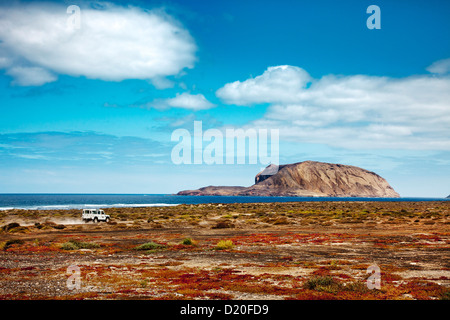 Vista dall isola La Graciosa sull isola minore, Lanzarote, Isole Canarie, Spagna, Europa Foto Stock