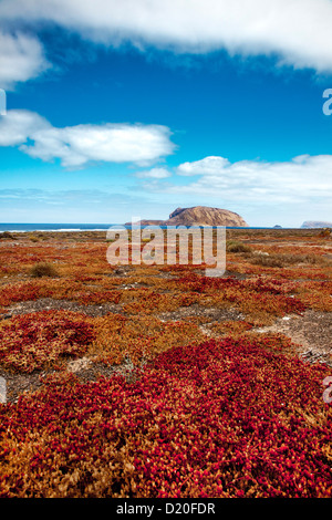 Vista dall isola La Graciosa sull isola minore, Lanzarote, Isole Canarie, Spagna, Europa Foto Stock