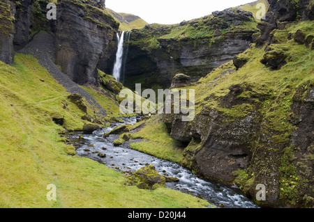 Cascata vicino Skogar, Islanda, Scandinavia, Europa Foto Stock