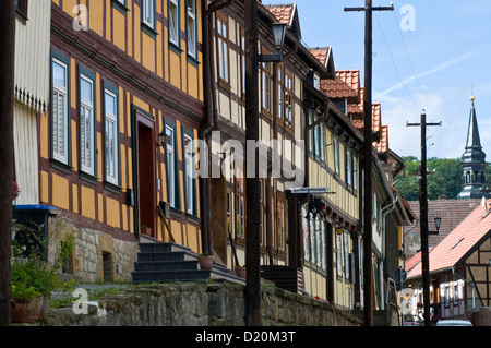 Metà case con travi di legno, città vecchia, Blankenburg, Harz, Sassonia-Anhalt, Germania Foto Stock