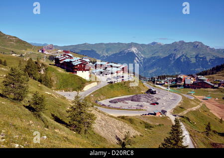 Plagne villaggi nelle Alpi francesi,comune nella Valle Tarentaise, dipartimento della Savoia e la regione Rhône-Alpes, in Francia Foto Stock