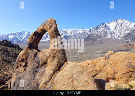 Whitney Portal Arch, Alabama Hills, Lone Pine, CA, Stati Uniti d'America Foto Stock