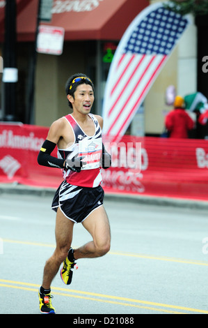 Stati Uniti Illinois Chicago 2012 35th Maratona di Chicago elite runner del Giappone Foto Stock