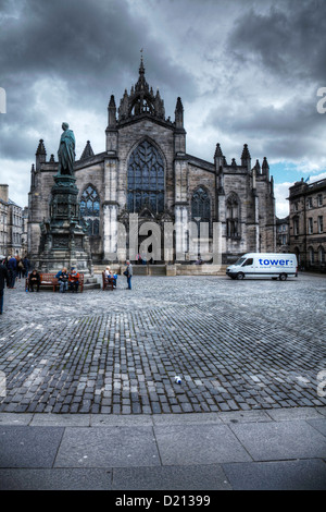 Alta Kirk, la Cattedrale di St Giles sul Royal Mile di Edimburgo in Scozia all'esterno esterno Foto Stock