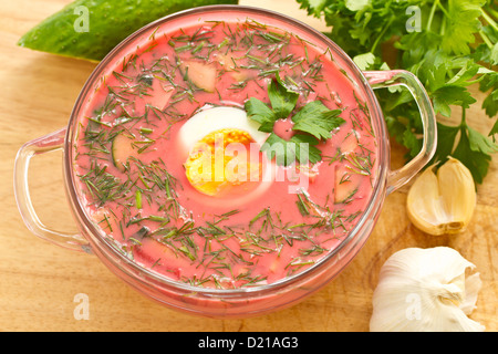 Fredda zuppa di barbabietole Foto Stock