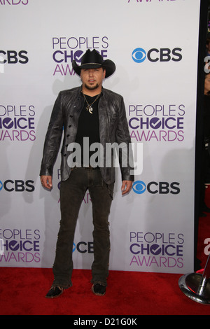 Cantante Country Jason Aldean arriva al trentanovesimo annuale di People's Choice Awards presso il Nokia Theatre in L.A. Vive a Los Angeles, Stati Uniti d'America, il 09 gennaio 2013. Foto: Hubert Boesl/dpa Foto Stock