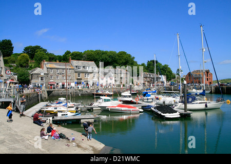 Il porto Padstow Cornwall Inghilterra REGNO UNITO Foto Stock