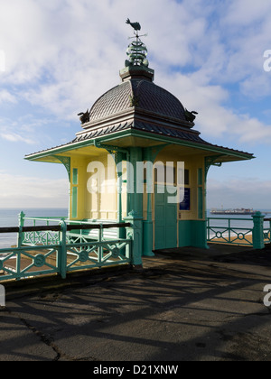 Il Madeira sollevare su Marine Parade, che va giù a Madeira Drive, Brighton East Sussex, Regno Unito Foto Stock