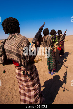 Etnia Afar guerrieri, Assaita, Afar stato Regionale, Etiopia Foto Stock