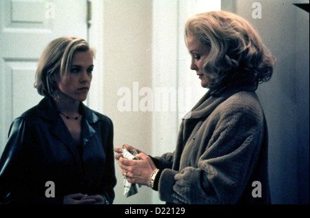 Mordmotiv: Mutterliebe Madre conosce meglio Christine Elise, Joanna Kerns Celeste Cooper (Joanna Kerns,r) gibt eine Foto Stock