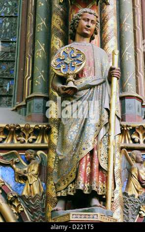 Statua di apostolo, la Sainte Chapelle a Parigi, Francia Foto Stock