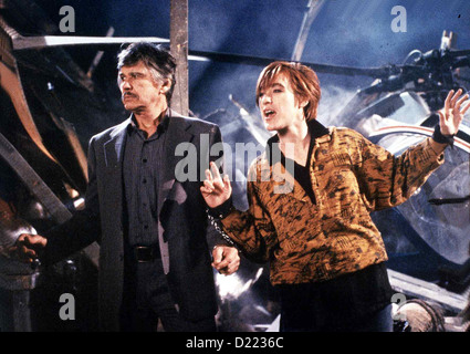 Il Murphys Gesetz Murphy legge Charles Bronson, Kathleen Wilhoite Jack Murphy (Charles Bronson) wird wegen Mordverdachts Foto Stock