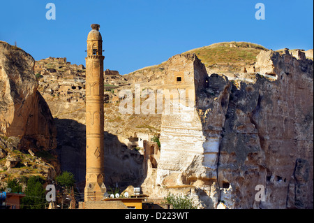 Ayyubide El Moschea Rizk ancinet cittadella & Artukid Little Palace di Hasankeyf, Turchia Foto Stock