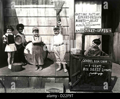 Die Kleinen Strolche la nostra pista Darla Hood, grano saraceno, Porky, Spanky, Alfalfa.Caption locale *** 1922 -- Foto Stock