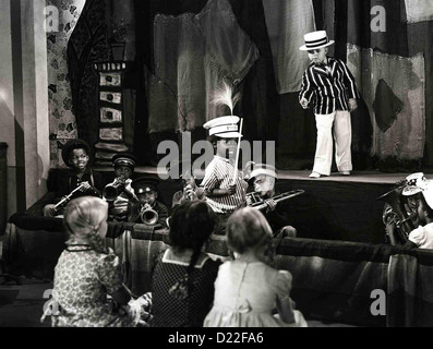 Die Kleinen Strolche la nostra pista del grano saraceno (m), Spanky McFarland (o) *** Caption locale *** 1922 -- Foto Stock