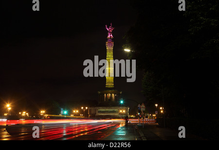 Berlino, Germania, la Colonna della Vittoria durante la festa delle luci 2012 Foto Stock