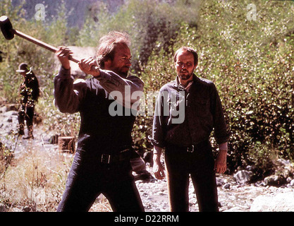 Pale Rider - Der Namenlose Reiter Pale Rider Clint Eastwood, Michael Moriarty Der Priester (Clint Eastwood) kann auch Foto Stock