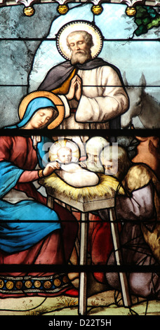 Scena della Natività e adorazione dei pastori, vetrate, Saint Severin chiesa, Parigi, Francia Foto Stock