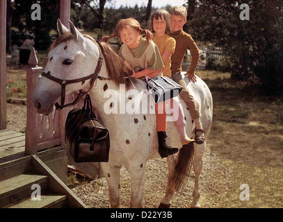 Pippi Langstrumpf Pippi Langstrump Inger Nilsson, Maria Persson, Pär Sundberg.Caption locale *** 1968 -- Foto Stock