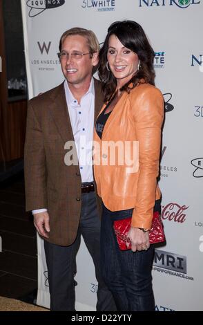 Nadia Comaneci ad una apparizione pubblica per oro incontra il Golden Celebration di Hollywood e lo Sporting Industries, nuova ammiraglia Equinox, Los Angeles, CA 12 gennaio 2013. Foto di: Emiley Schweich/Everett raccolta/Alamy Live News Foto Stock