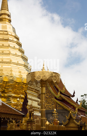 Wat Phrathat Doi Suthep nei pressi di Chiang Mai, nel nord della Thailandia Foto Stock
