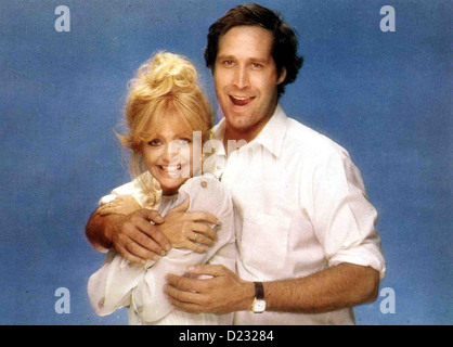 Fast Wie In Alten Zeiten sembra come ai vecchi tempi Goldie Hawn, Chevy Chase Obwohl er unschuldig ist, wird Nick (Chevy Chase) von Foto Stock