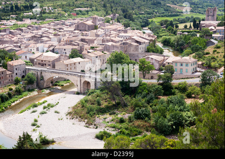 Lagrasse, Francia: Il villaggio di Lagrasse nel dipartimento dell'Aude nella regione Languedoc-Roussillon Foto Stock