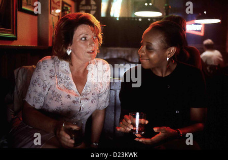 Luegen und Geheimnisse segreti giace Brenda Blethyn, Marianne Jean-Baptistere Hortense (Marianne Jean-Baptiste,r) hat Foto Stock