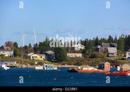 Isole di Fox Electric Cooperative turbine eoliche, Vinalhaven Isola, Maine, Stati Uniti d'America Foto Stock