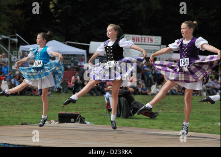 I concorrenti a Killin Highland Games 2011 Foto Stock