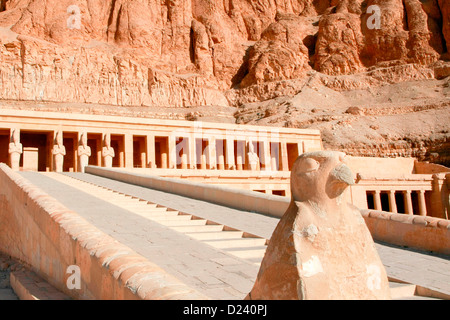 Delle Regine ed al Tempio della Regina Hatshepsut sulla sponda ovest del Nilo vicino a Luxor, Egitto. Foto Stock