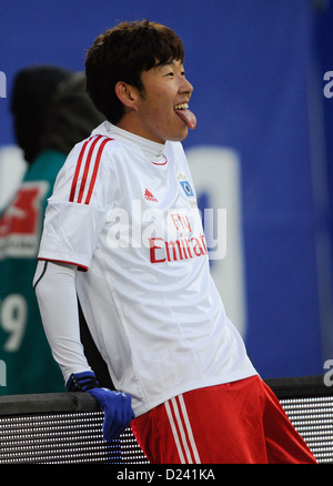 Hamburgs' Heung Min figlio gesti durante la versione di prova corrispondono Hamburger SV - FK Austria Wien nel Imtech-Arena ad Amburgo, Germania, 12 gennaio 2013. Foto: Axel Heimken Foto Stock