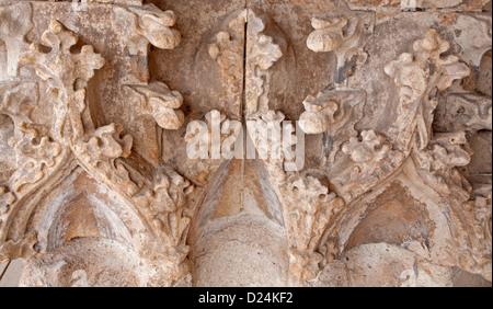 KOSICE - Gennaio 3: dettagli dalla torre di Santa Elisabetta cattedrale gotica dopo la pulizia il 3 gennaio 2013 a Kosice, la Slovacchia. Foto Stock