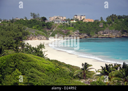 Fallo Bay Barbados cercando di fronte alla gru Bay Resort Foto Stock