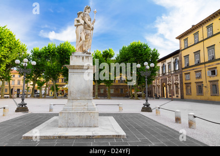 Piazza Napoleone a Lucca, Toscana, Italia Foto Stock