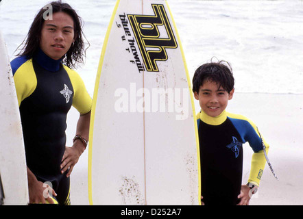 Surf Surf Ninjas Ninjas Ernie Reyes Jr., Nicolas Cowan Die Brueder Johnny (Ernie Reyes Jr.,l) und Adam (Nicolas Cowan) sind Foto Stock