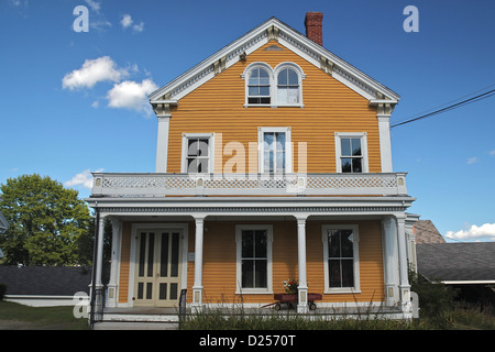 Il Nickels-Colcord-Duncan casa costruita nei primi anni quaranta, è ora di proprietà di Penobscot museo marino, Searsport Maine Foto Stock