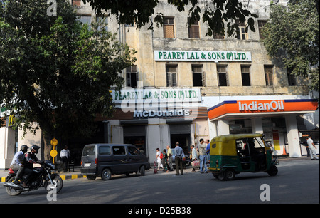 Vista di un mcdonald in Delhi, India, 23 novembre 2012. Foto: Jens Kalaene Foto Stock