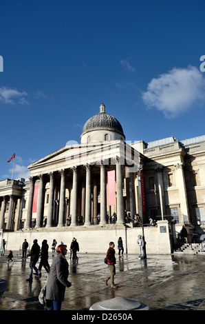 Esterno della National Gallery in Trafalgar Square Londra Foto Stock