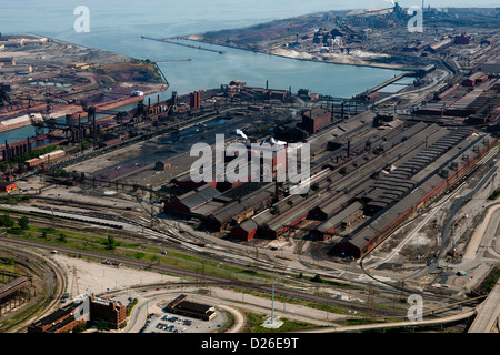 Fotografia aerea ArcelorMittal indiana porto complesso per la produzione di acciaio, Indiana Foto Stock