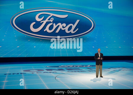 Detroit, Michigan - Ford Motor Co. Presidente e CEO Alan Mulally parla come l'azienda introduce il concetto di Atlas carrello al North American International Auto Show. L'Atlas dovrebbe essere la base per una futura versione di F-150 Pickup. Foto Stock