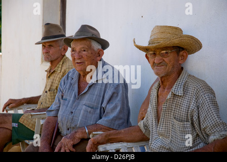 Tre uomini anziani ritratto Foto Stock