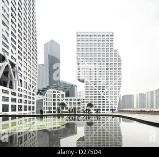 Tagliate a fette il blocco di porosità, Chengdu, in Cina. Architetto: Steven Holl Architects, 2013. Foto Stock