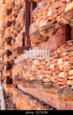 Dettaglio del decimo secolo Abuna Aregawi chiesa di Debre Damo monastero sul confine eritreo nel Tigray, Nord dell'Etiopia. Foto Stock