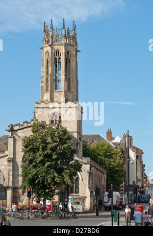 York tutti i Santi marciapiede Chiesa Foto Stock