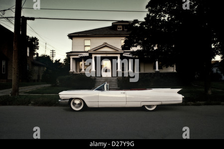 1960 Serie 62 Cadillac convertible parcheggiate fuori 110 Park Street Ypsilanti Michigan STATI UNITI home dell'imprenditore P.Tucker Foto Stock