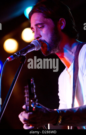 Novembre 27, 2012 - Salumeria della Musica di Milano, Italia - il cantante-cantautore Ryan Bingham live a Milano Foto Stock